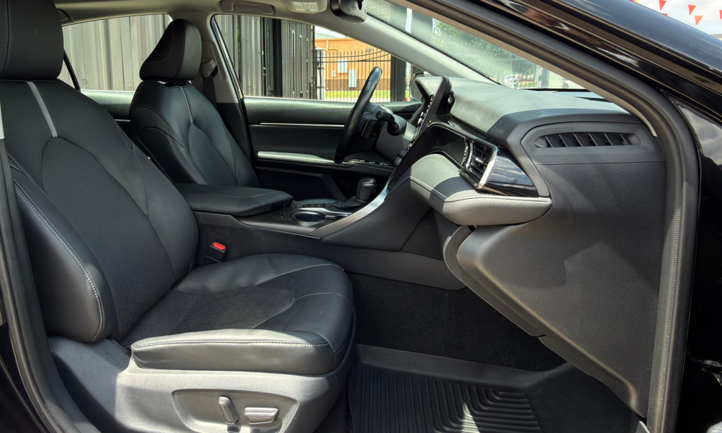 Toyota Camry XSE